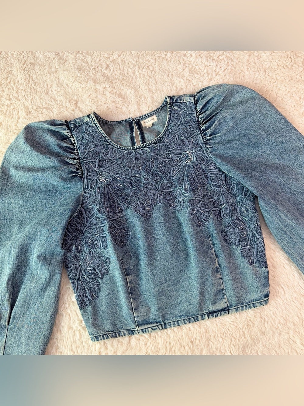 Pilcro Embellished Denim Popover Top Floral Embroidered Puff Ruffle Sleeves M